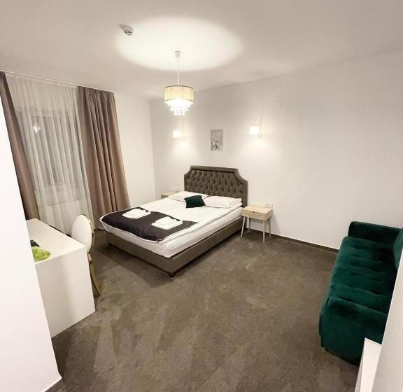 Трехместный Номер Комфорт, Cochet Boutique