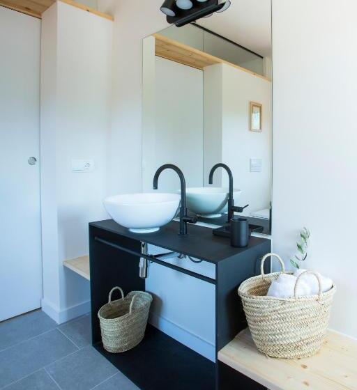 اتاق خانوادگی, Rural Mas De L Illa