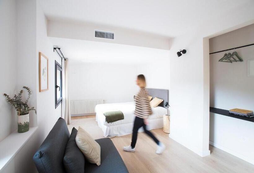 اتاق خانوادگی, Rural Mas De L Illa