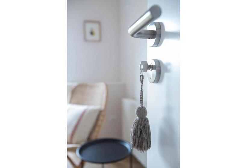 اتاق لوکس, Rural Mas De L Illa