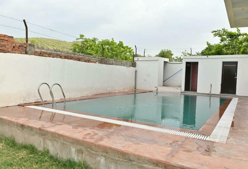 חדר דלוקס, The Forest View Resort