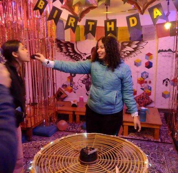 غرفة ديلوكس, The Moksham