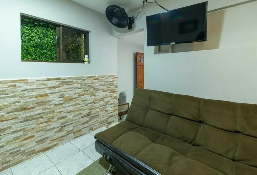 استودیوی استاندارد, Delcafetalcr