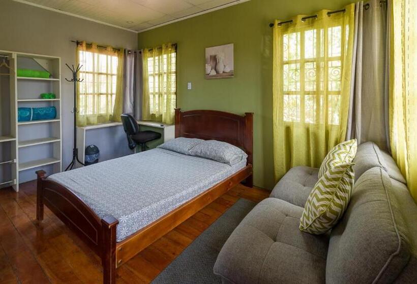 اتاق استاندارد با سرویس بهداشتی مشترک, Delcafetalcr