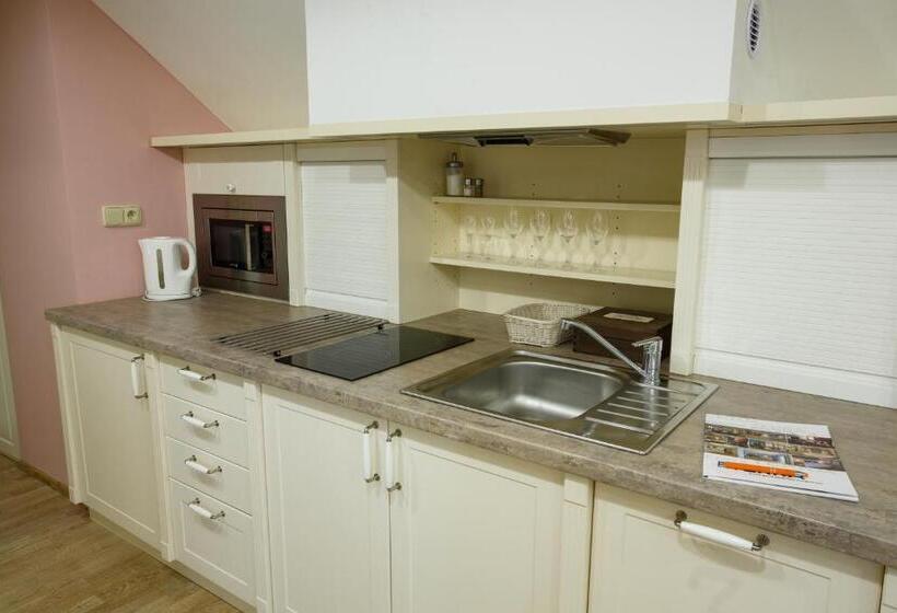 家庭工作室, Vila Terra