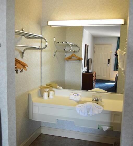 ２ダブルベッドのスタンダードルーム, Bluegrass Extended Stay