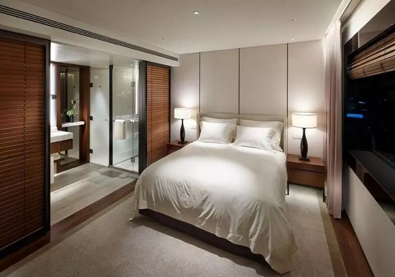 デラックスルーム, Club Quarters Hotel Embarcadero, San Francisco