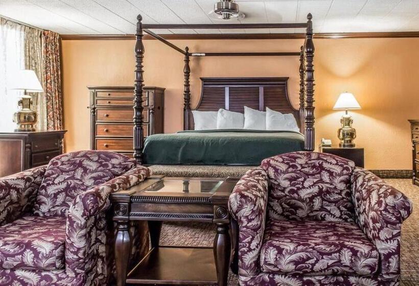 스탠다드 룸 킹사이즈 침대, Fairbridge Inn & Suites Poconos