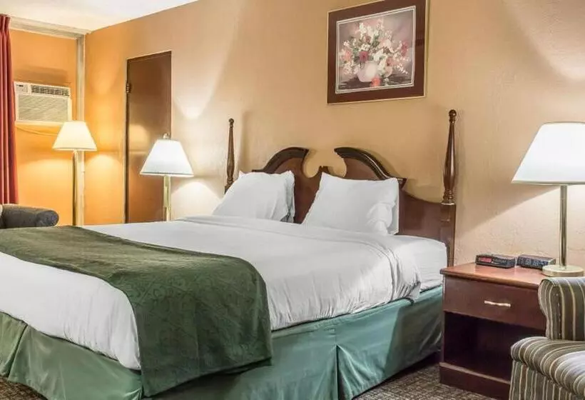 身障者適用スタンダードルーム, Fairbridge Inn & Suites Poconos