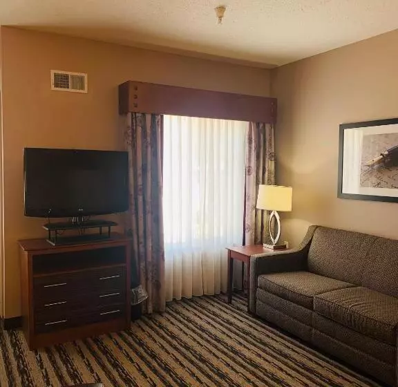 スタンダードスタジオ, Grandstay Residential Suites