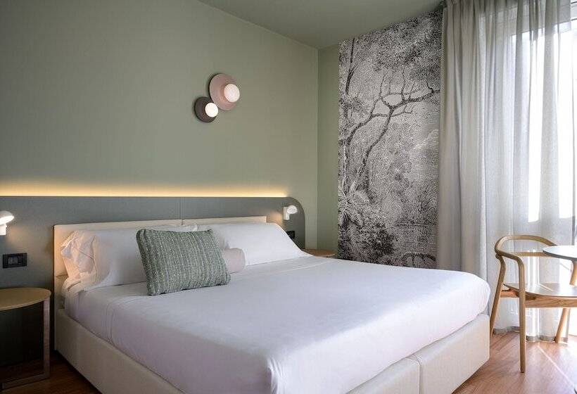 اتاق استاندارد, Ilaria