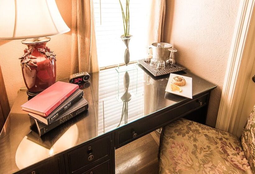 Номер Стандарт, Inn At Parkside