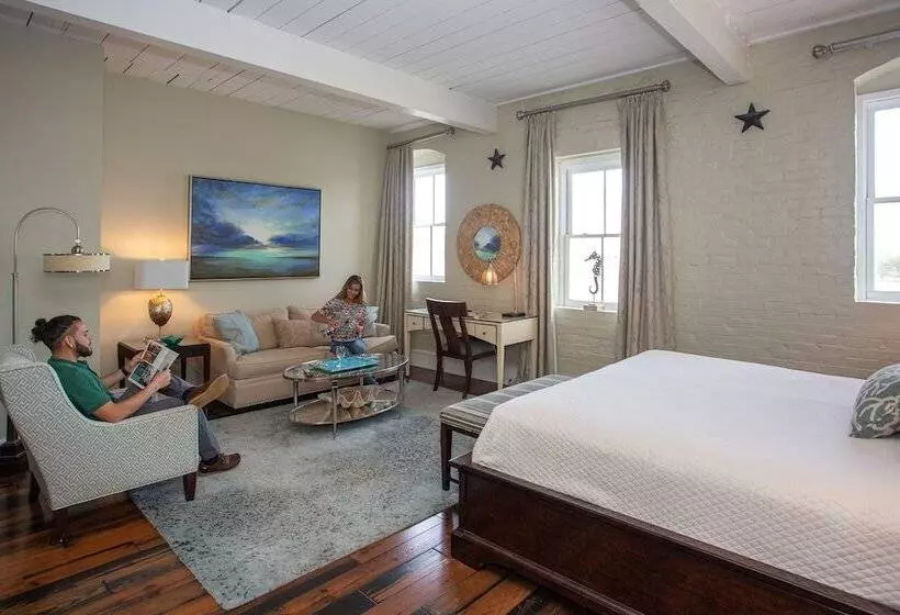 スイート, Olde Harbour Inn, Historic Inns Of Savannah Collection