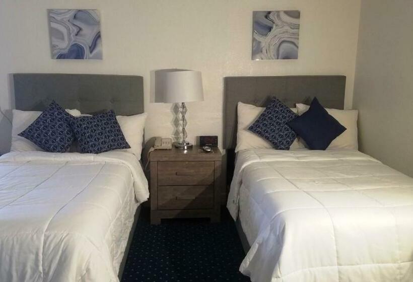 ２ダブルベッドのスタンダードルーム, Stanford Motor Inn