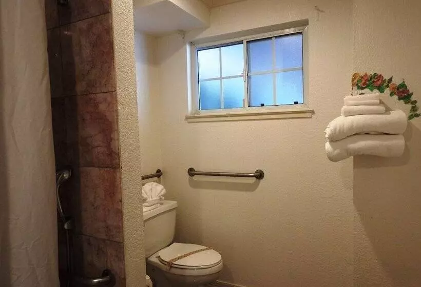 سوییت, Stanford Motor Inn