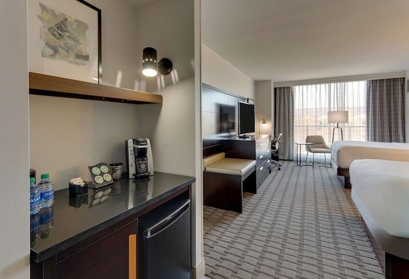 اتاق استاندارد با 2 تخت دوبل, The Chattanoogan Hotel, Curio Collection By Hilton