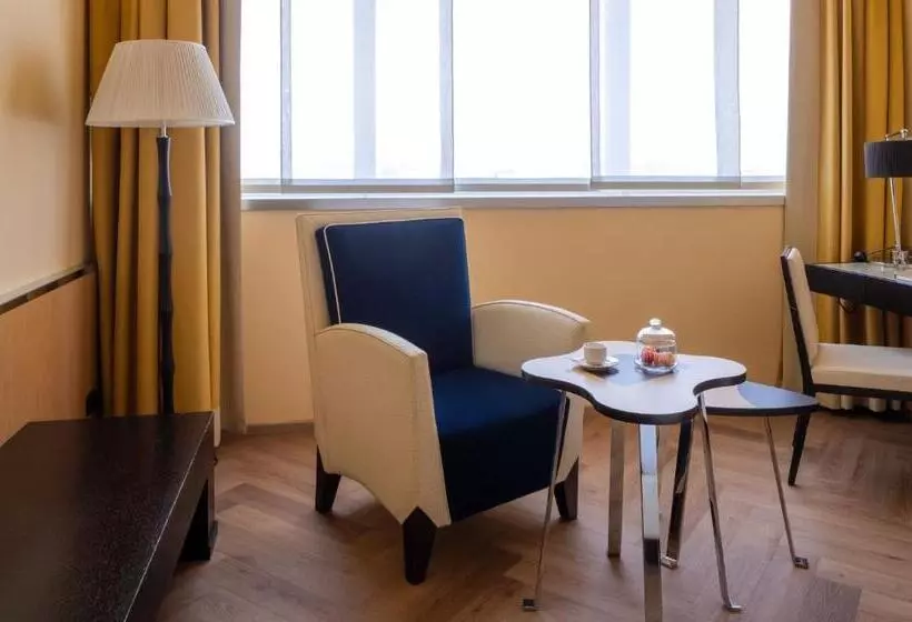 エクゼクティブルーム, Unahotels Malpensa