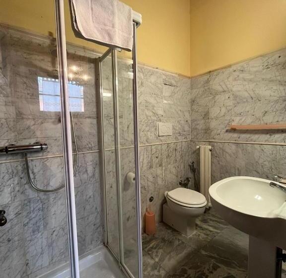 חדר אקונומי, Villa Maya