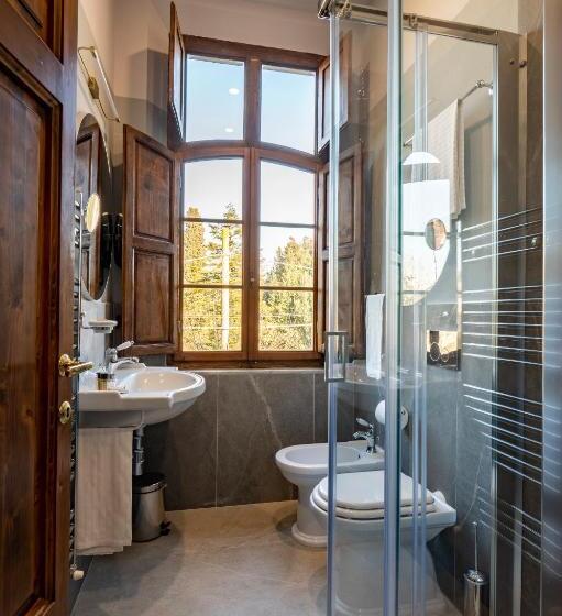 סוויטה, Villa Maya