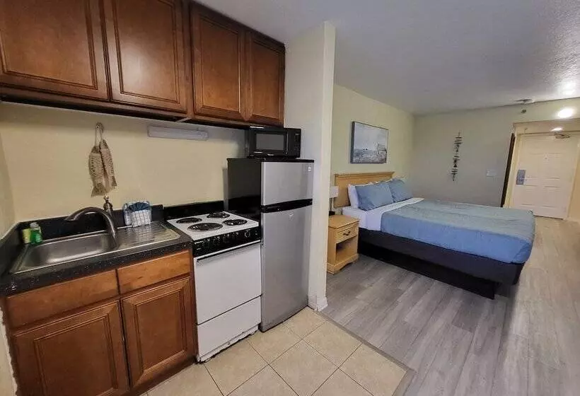 Basic-huone Parivuode, Beachside Hotel Daytona Beach No Pool