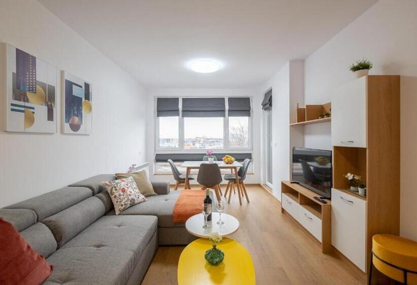 דירת חדר עם טרסה, Gardenia Apartments