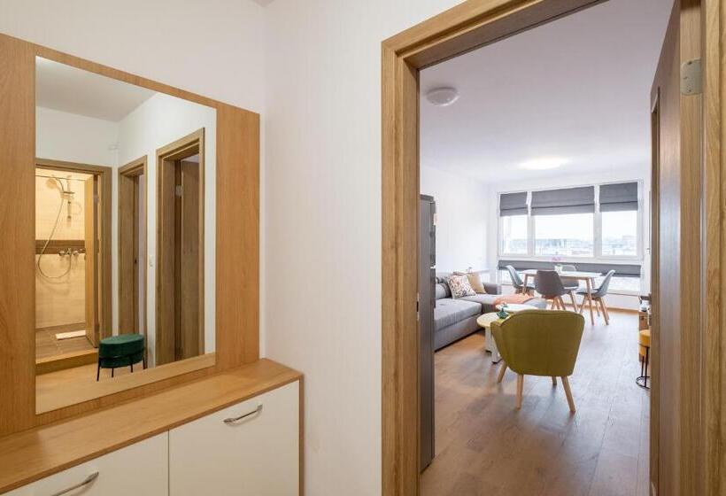 דירת חדר עם טרסה, Gardenia Apartments