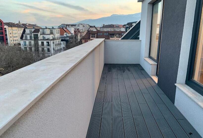 סטודיו סטנדרט עם מרפסת, Gardenia Apartments