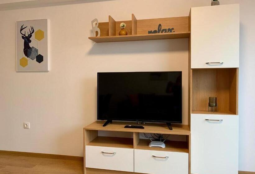 דירת שני חדרים, Gardenia Apartments