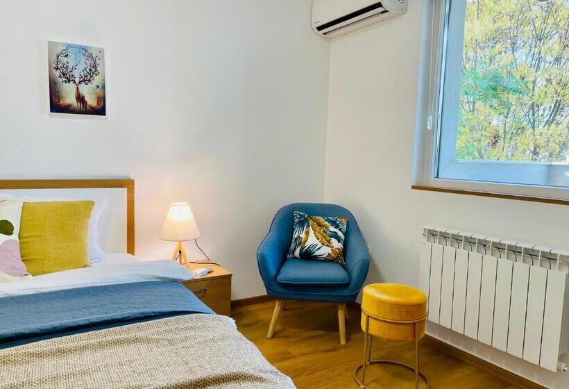 דירת חדר עם טרסה, Gardenia Apartments