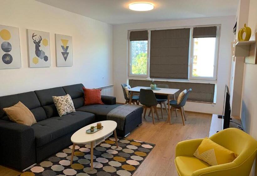 דירת חדר נוף לגינה, Gardenia Apartments