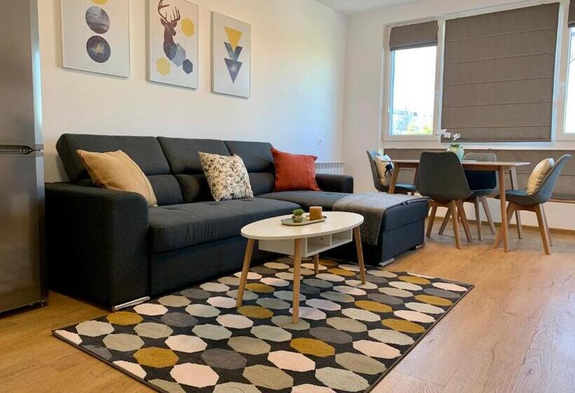 דירת חדר נוף לגינה, Gardenia Apartments