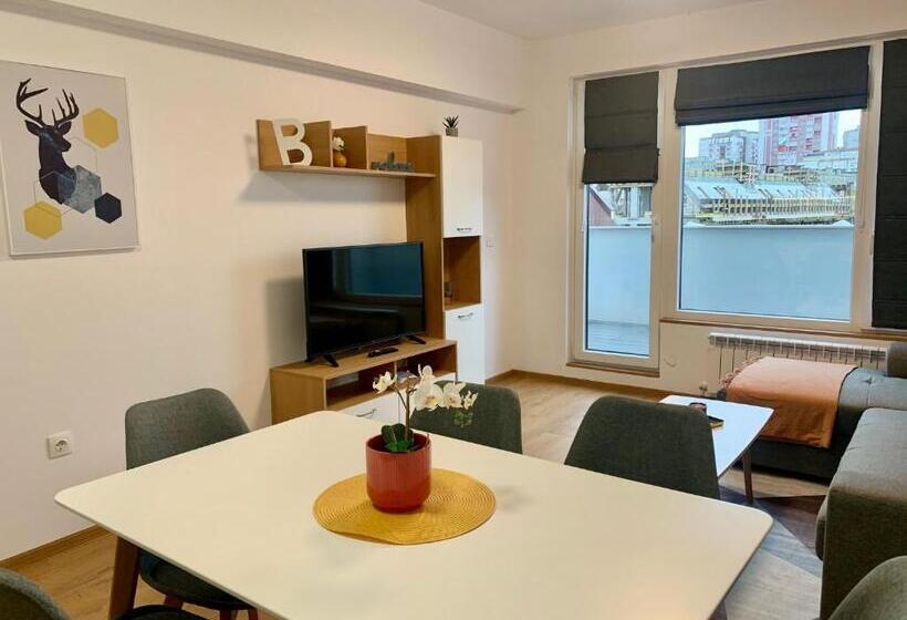 דירת שני חדרים, Gardenia Apartments