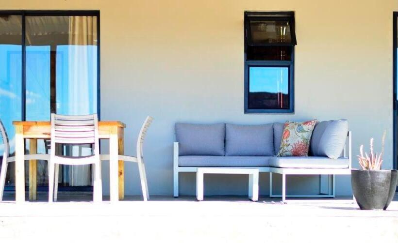 סטודיו דלוקס, Alpha Excelsior Guest Farm