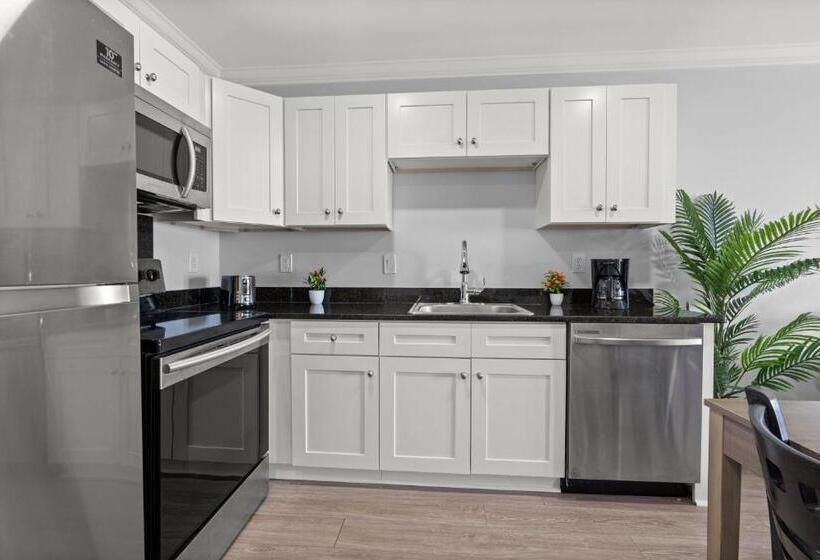 침실 1개 바다 전망 아파트, Ocean Escape Condos