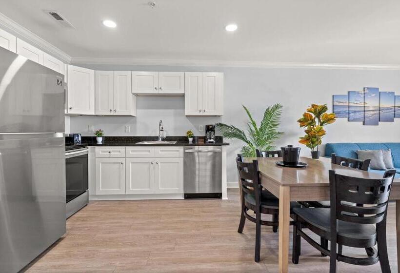 침실 2개 아파트, Ocean Escape Condos