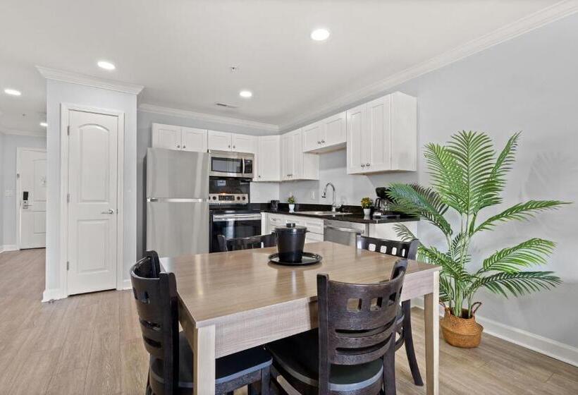 침실 2개 아파트, Ocean Escape Condos