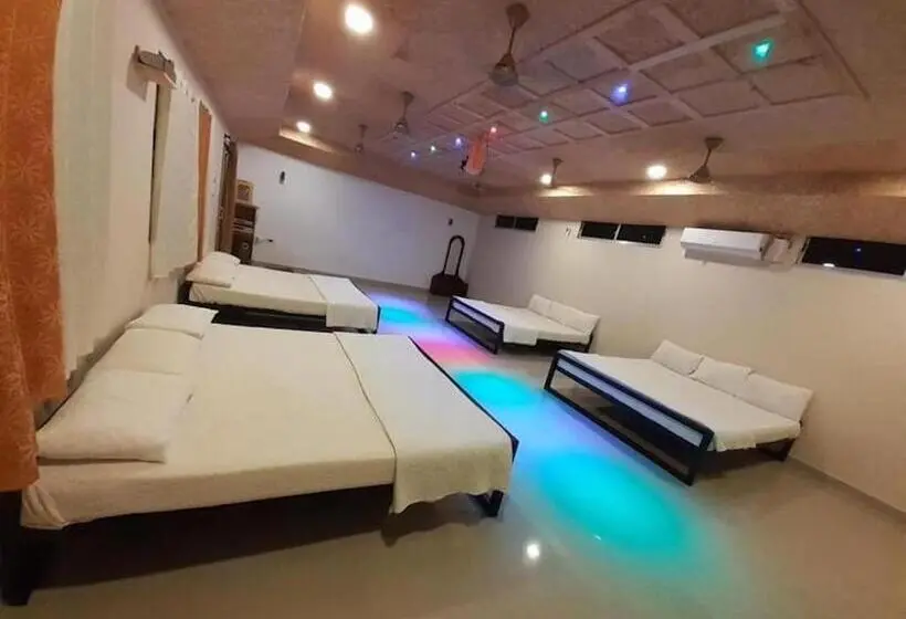 スタンダード４人部屋, Royal Cottage, Anaimalai Room 2