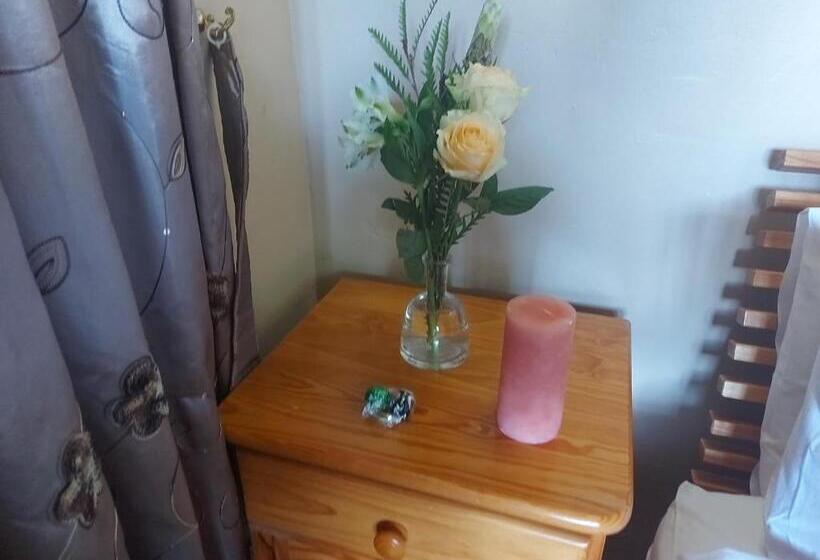 חדר משפחתי, Little Milton, 10 Patrick Guildbridge Road Off The R103 Rosetta