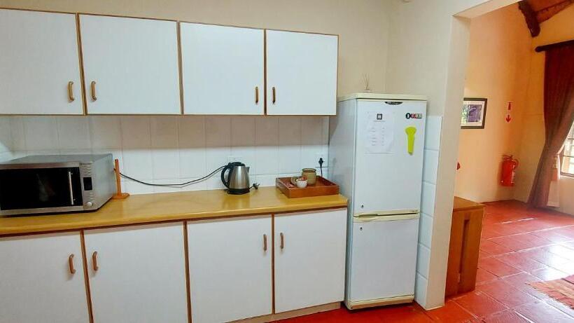 חדר משפחתי, Little Milton, 10 Patrick Guildbridge Road Off The R103 Rosetta