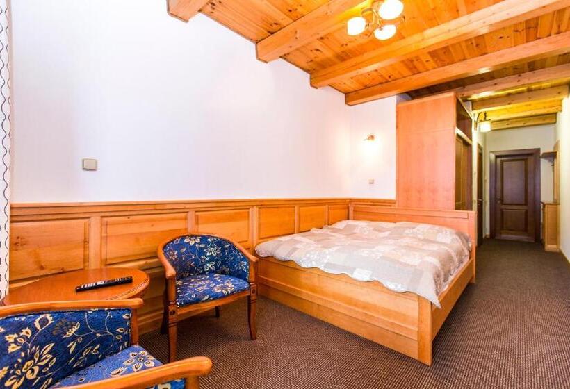 Superior Room with Terrace, Atava Family House