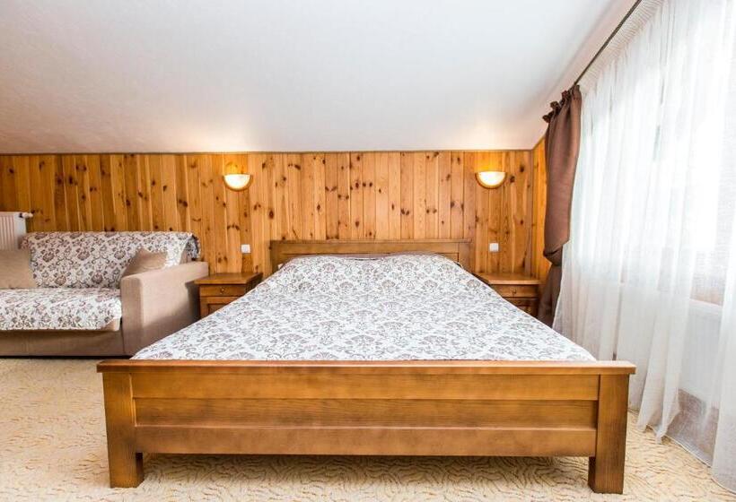 Номер Стандарт, Atava Family House