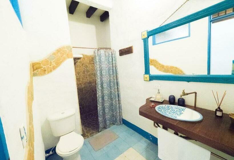 스탠다드 룸, El Despertar