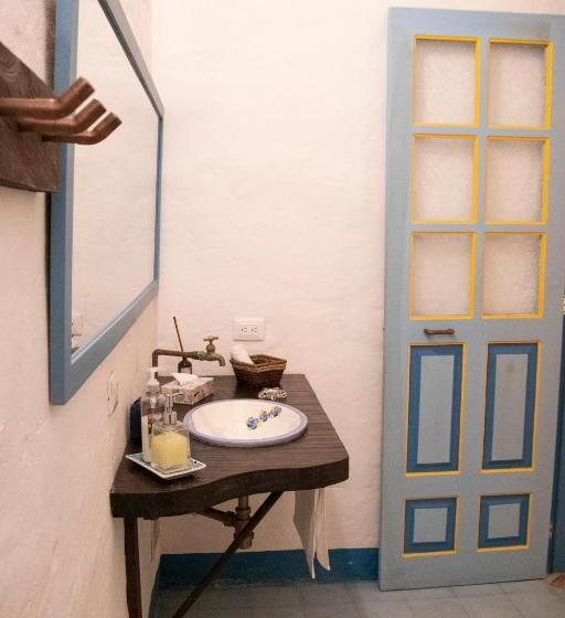 4인용 스탠다드 룸, El Despertar