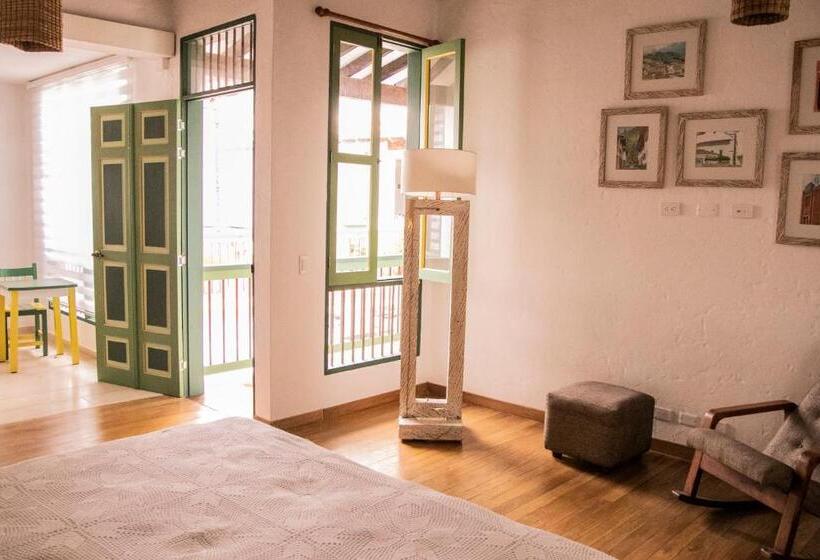 수피리어 스위트, El Despertar