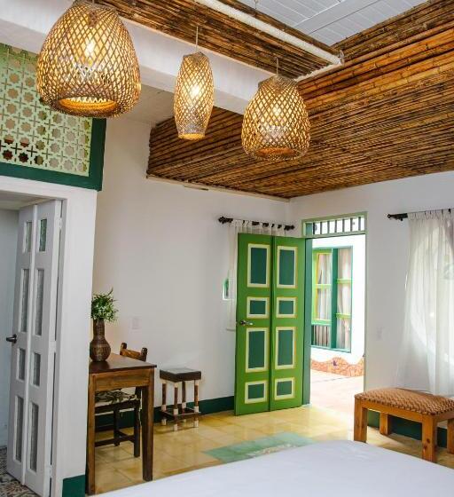 스탠다드 룸, El Despertar