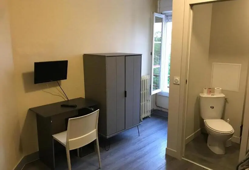 3-Bett-Standardzimmer, Le Sporting