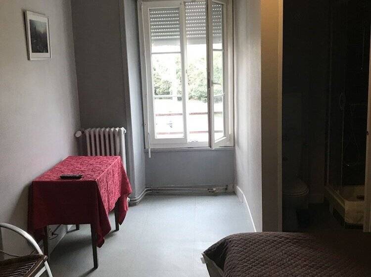 标准间, Le Sporting