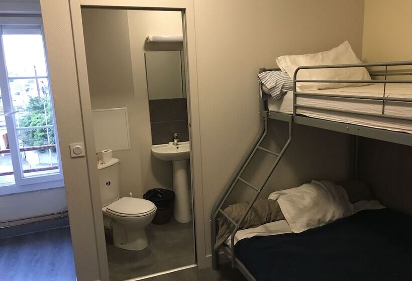 标准三人间, Le Sporting