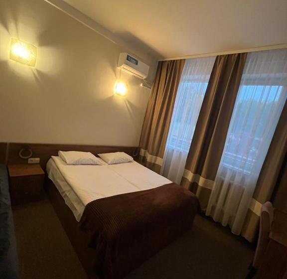 חדר סופריור, Sofiivka