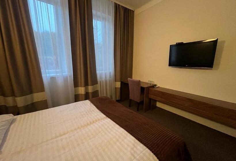 חדר סופריור, Sofiivka